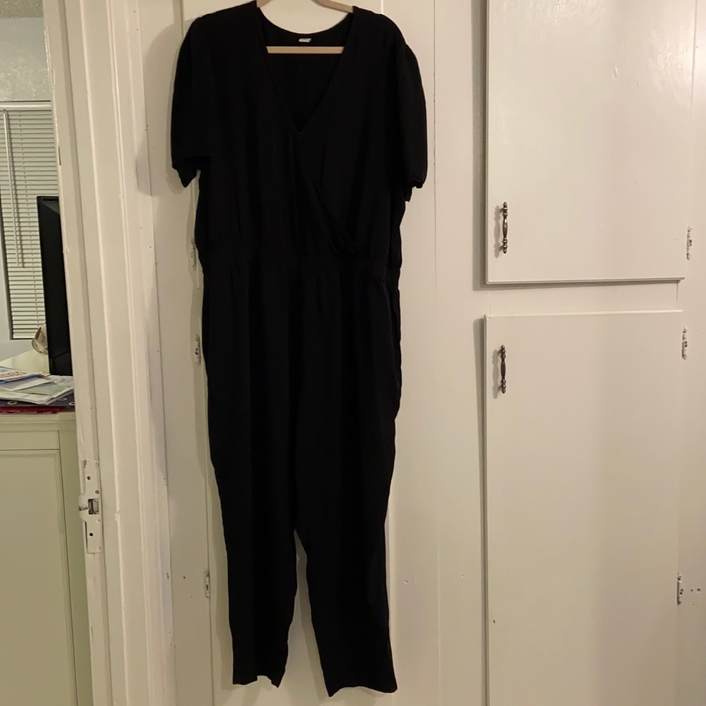 Old Navy Black Jumpsuit XXL